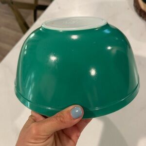 Pyrex green Mixing Bowl